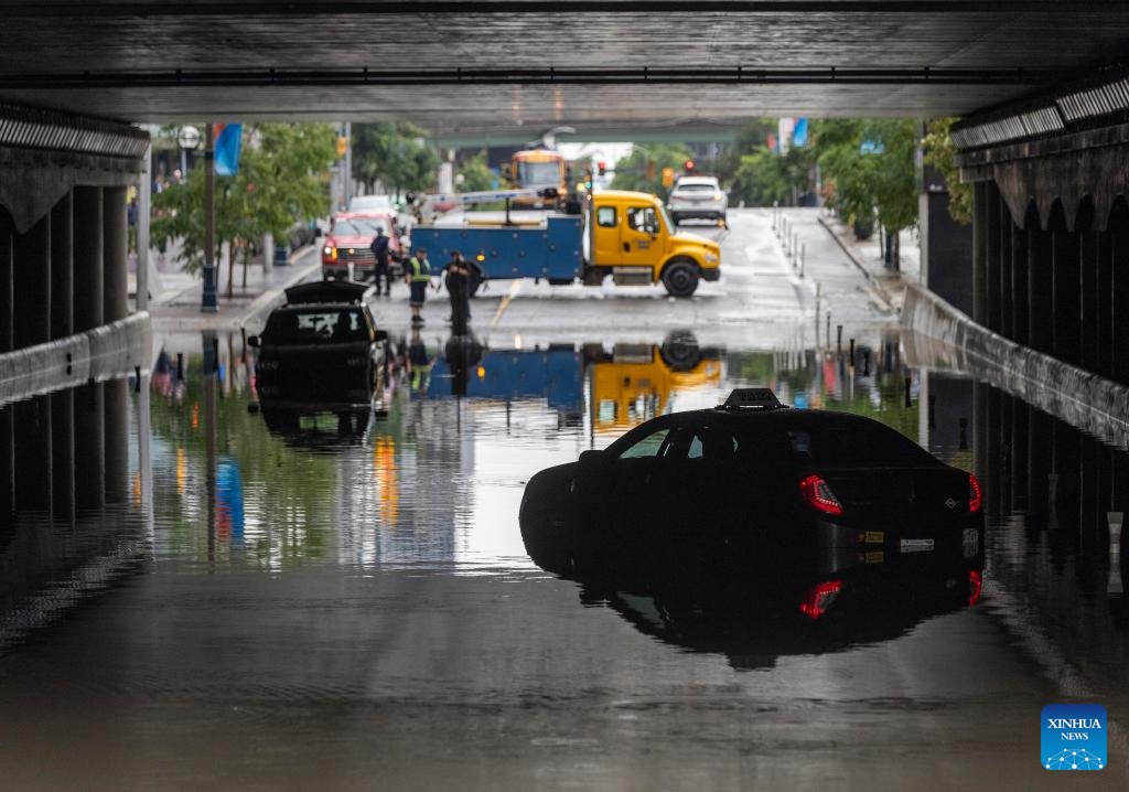 Heavy rain hits Toronto, Canada