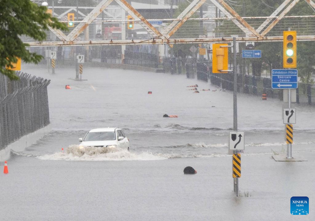 Heavy rain hits Toronto, Canada