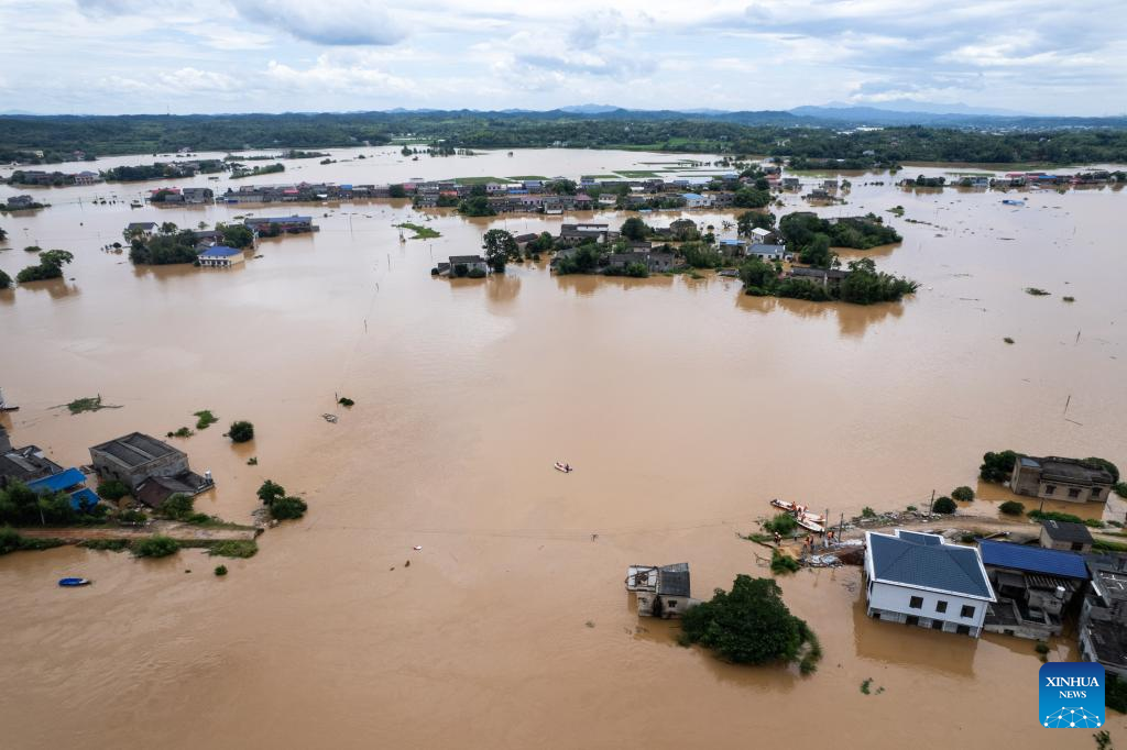 Over 3,800 evacuated after dike breach in central China