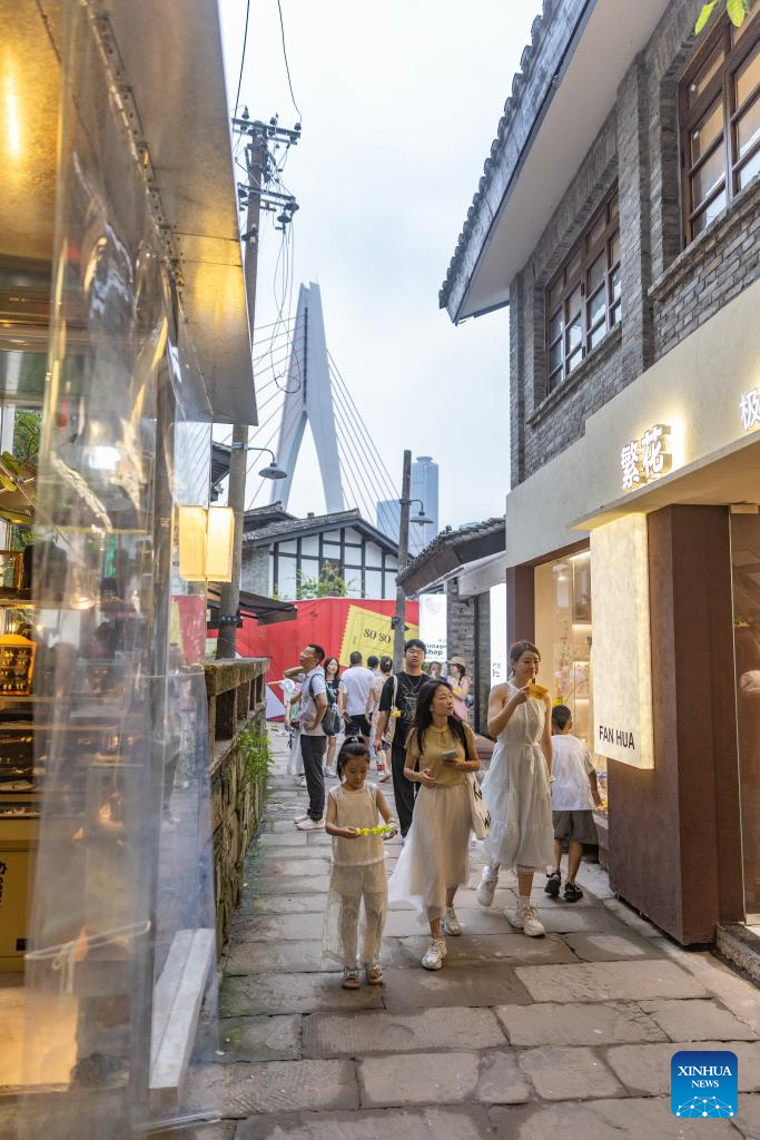 Urban renewal injects new vigor into old street in Chongqing