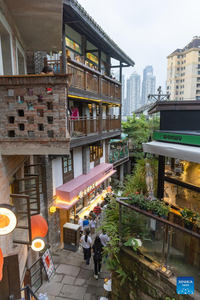 Urban renewal injects new vigor into old street in Chongqing