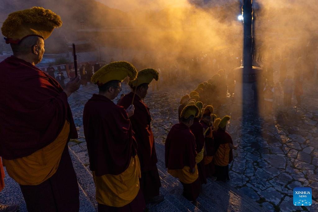 Traditional Shoton Festival celebrated in Lhasa, SW China's Xizang