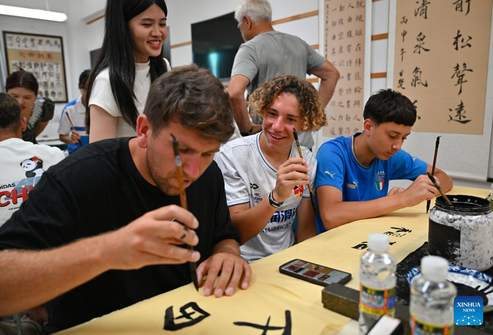 German students enjoy study tour in China's Hainan