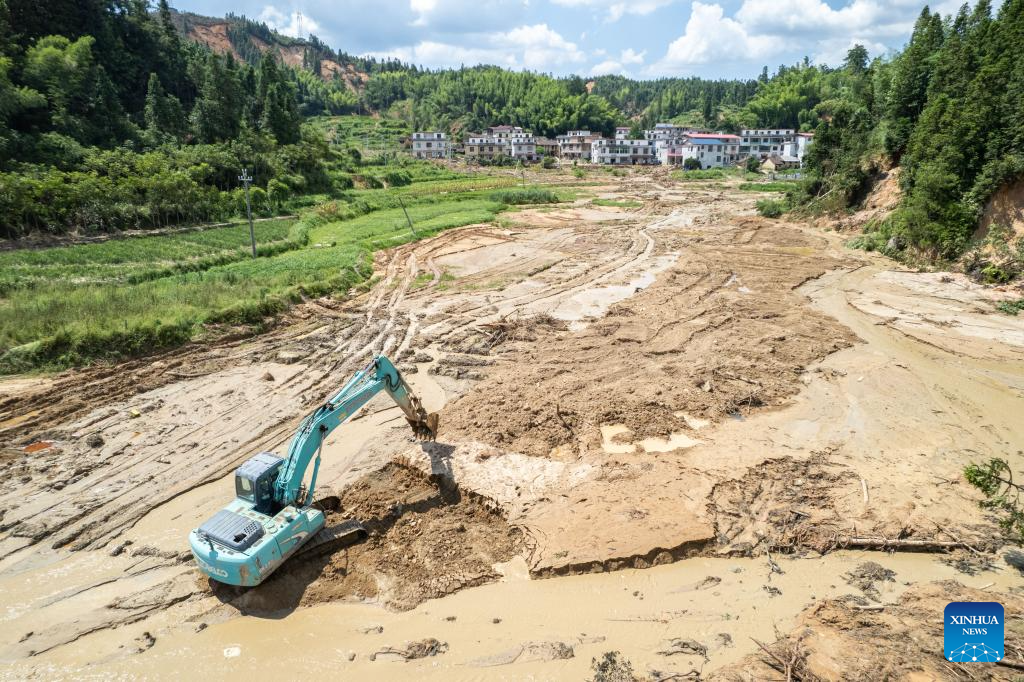 Communication, power supplies largely resume in flood-hit Chinese city