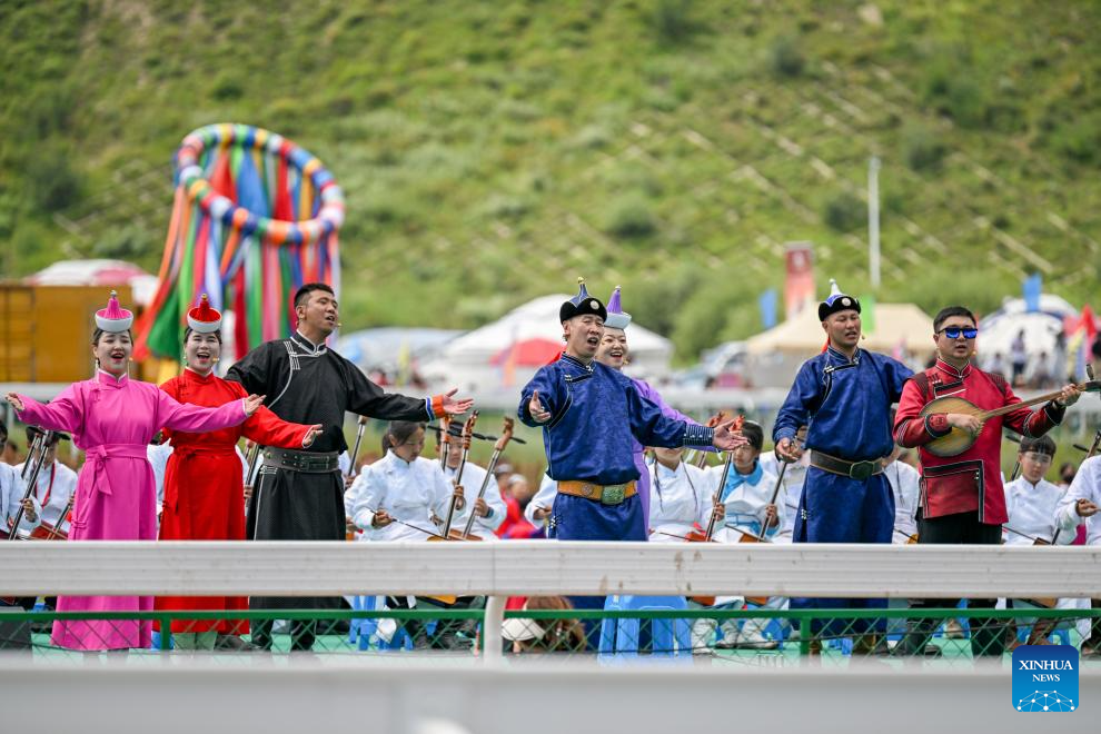 Nadam fair kicks off in N China's Inner Mongolia