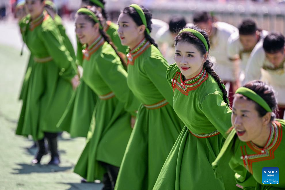 Nadam fair kicks off in N China's Inner Mongolia