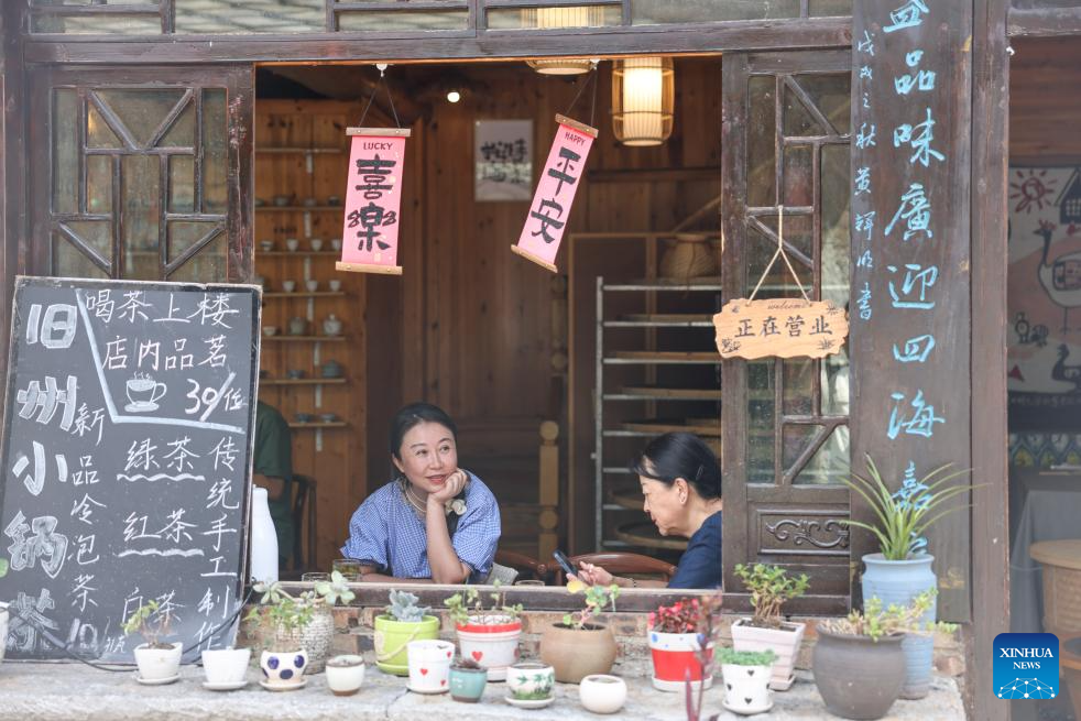 Ancient Tunpu villages attract tourists in Guizhou