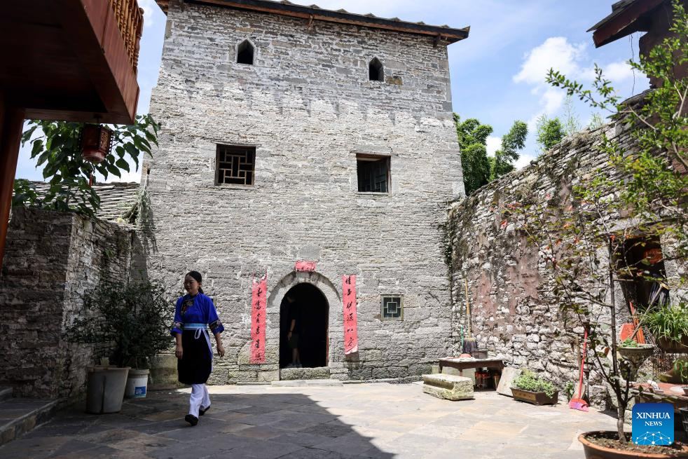 Ancient Tunpu villages attract tourists in Guizhou