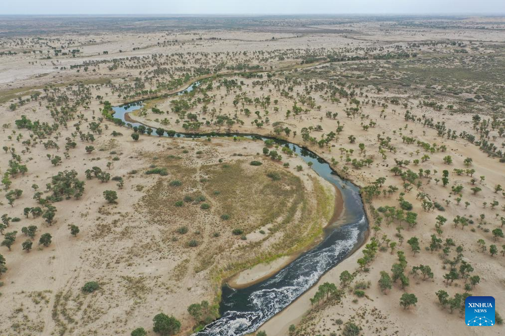 Xinjiang starts water diversion for China's longest inland river