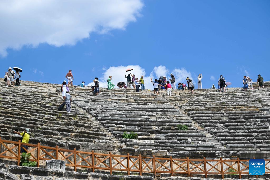 Scenery of ruins of ancient city of Hierapolis in Denizli, Türkiye