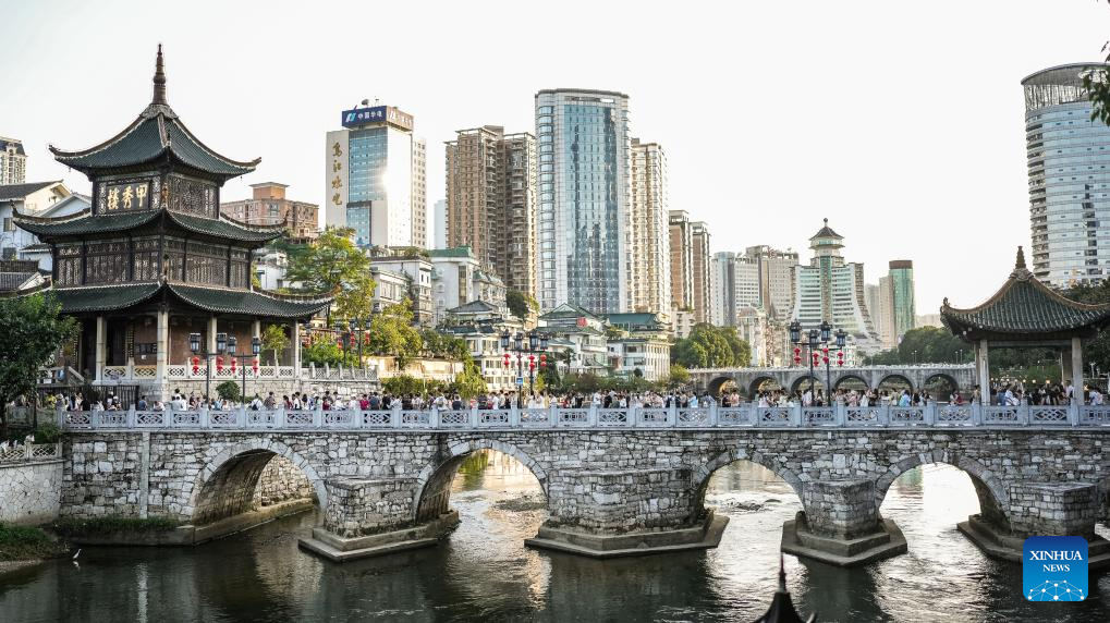 Guizhou attracts tourists during peak summer travel season