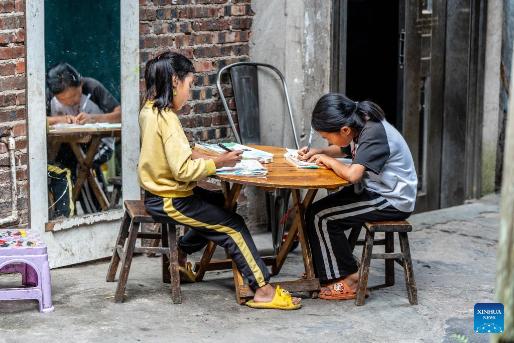 In pics: beautiful scenery, joyful life in Basha Village, SW China's Guizhou