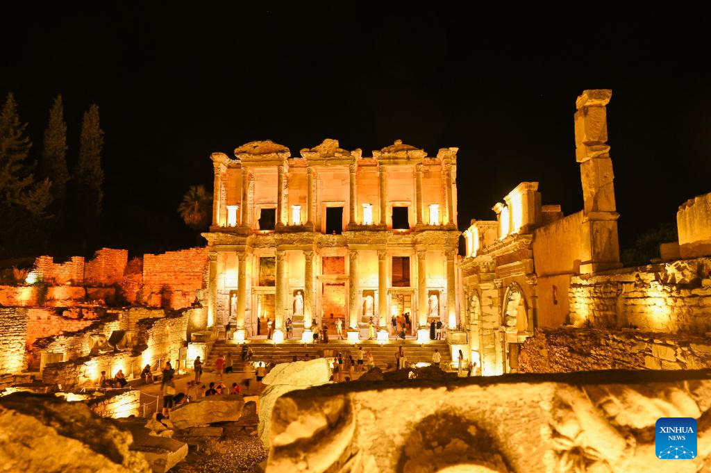 Feature: Night Museums project transforms Türkiye's ancient sites with enchanting lights