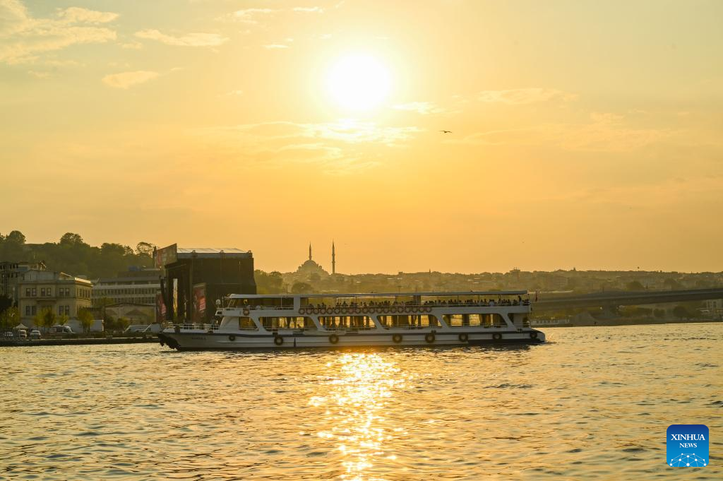 Scenery of Golden Horn in Istanbul, Türkiye