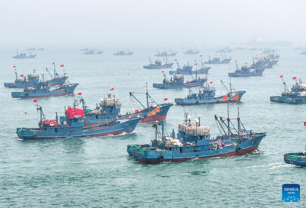 Fishing activities start in E China after 4-month fishing ban