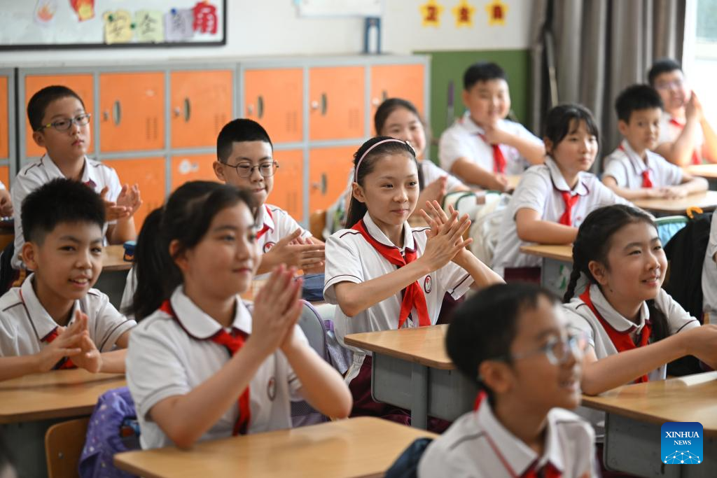 Schools across China host activities to mark start of new semester