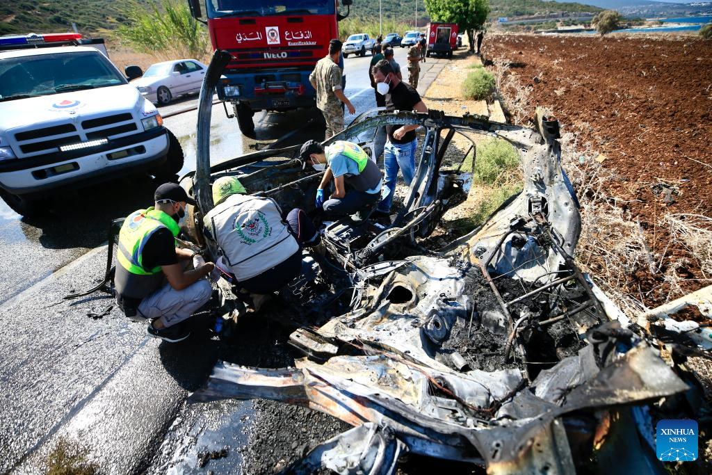 Israeli air raid kills 2 in southern Lebanon