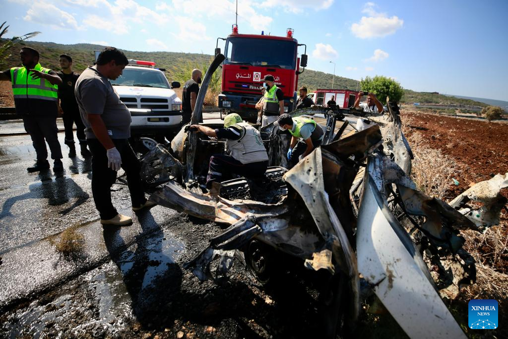 Israeli air raid kills 2 in southern Lebanon