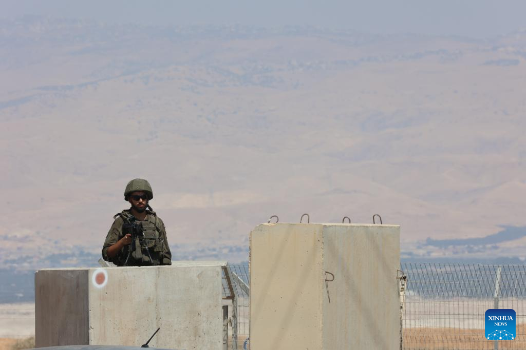 Israel, Jordan close border crossings after deadly shooting attack