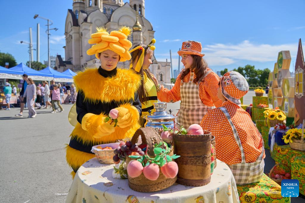 Honey Day held in Vladivostok, Russia