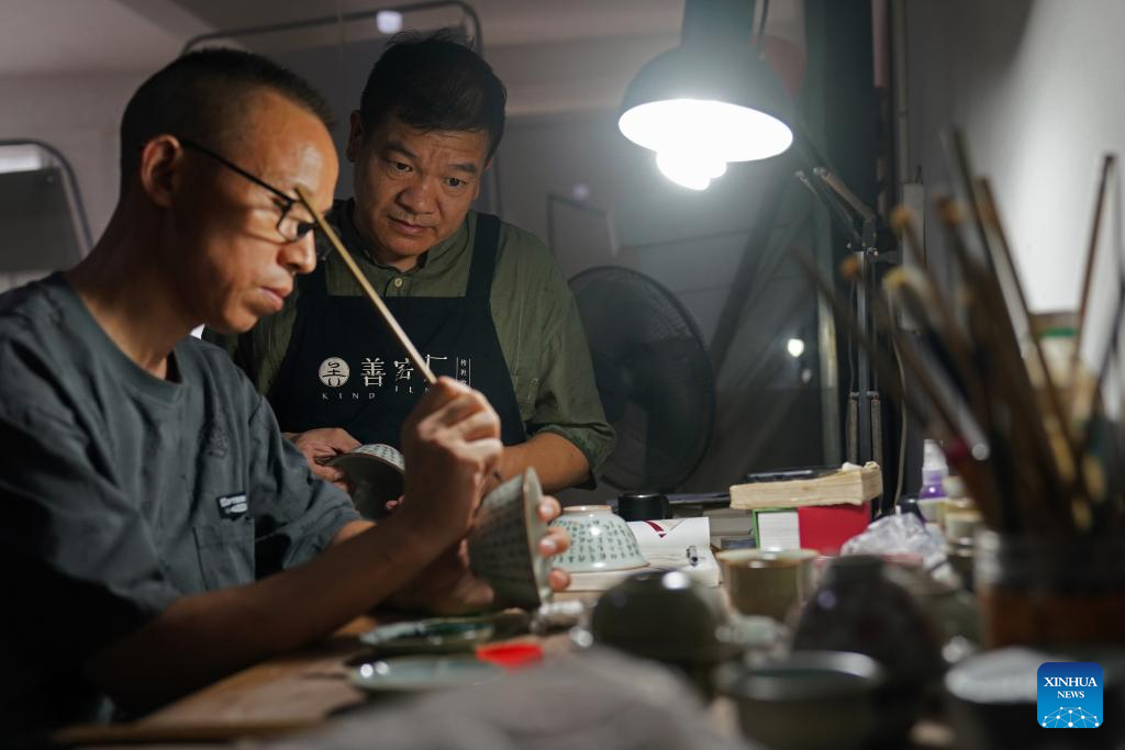 In pics: Ru porcelain enthusiast molds passion into career in China's 