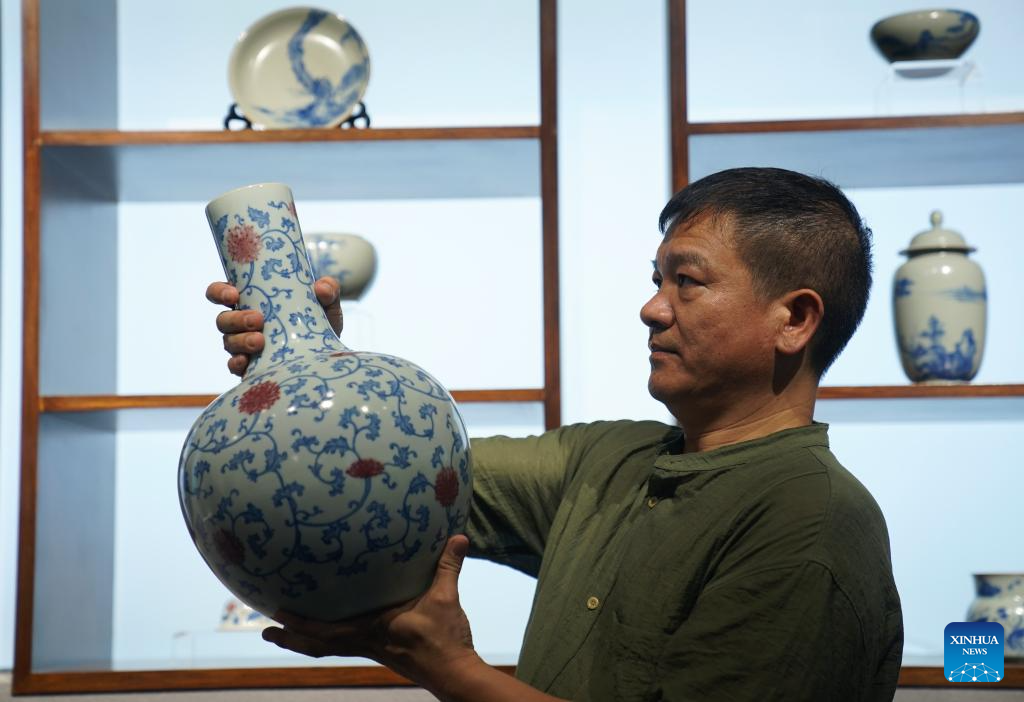 In pics: Ru porcelain enthusiast molds passion into career in China's 