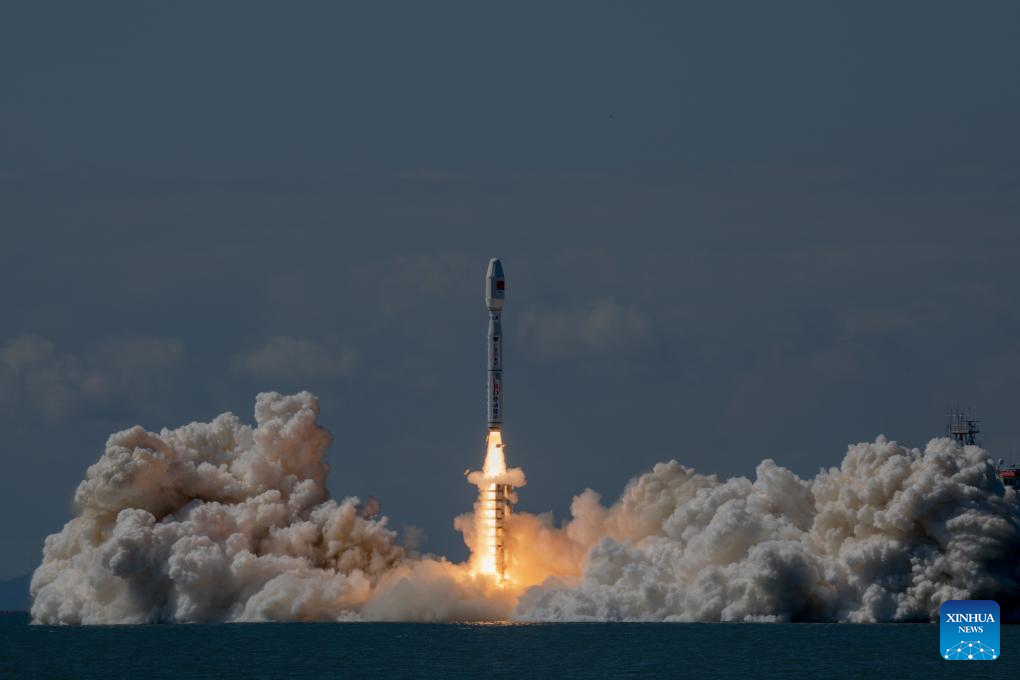 China's Smart Dragon-3 rocket launches 8 satellites from sea