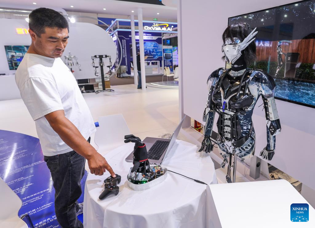 3rd global digital trade expo highlights AI innovations, low-altitude economy