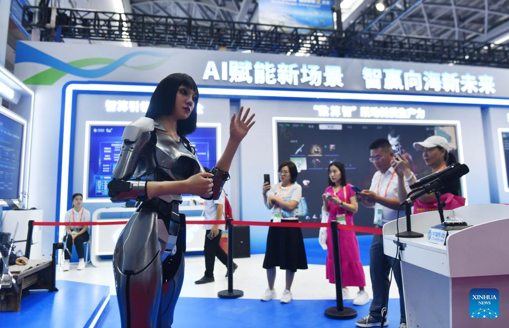 Smart, green technologies attract attention at China-ASEAN Expo