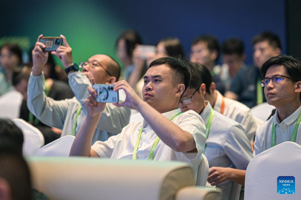 2024 World New Energy Vehicle Congress kicks off in Haikou