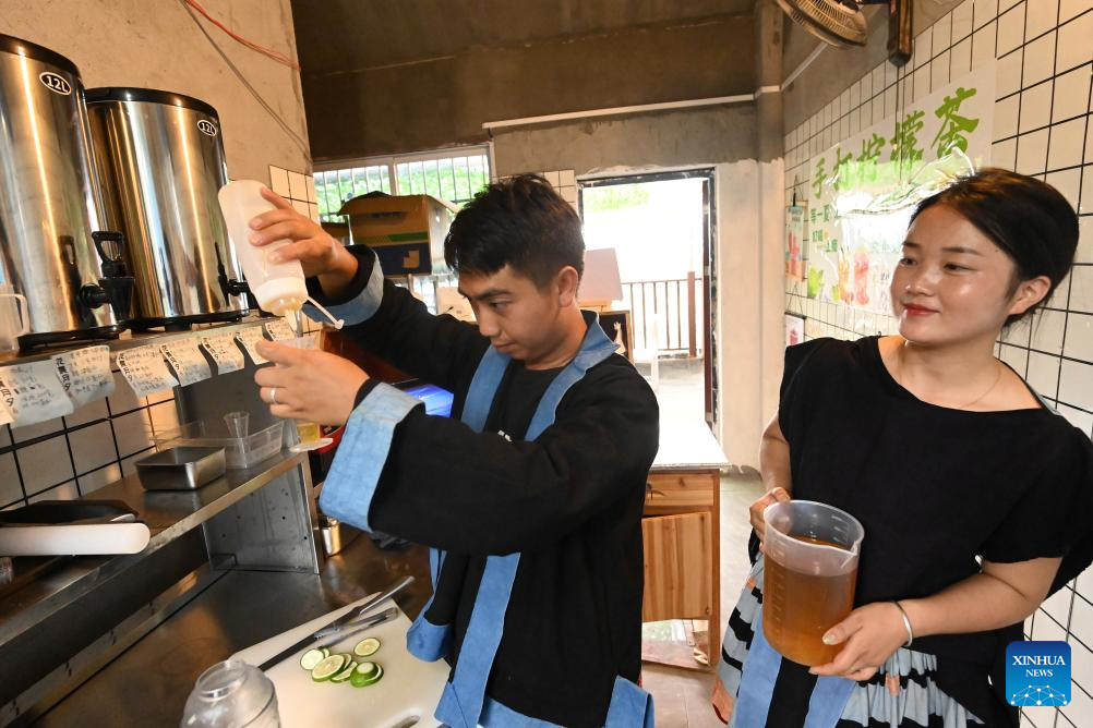 Baiku Yao People embrace new life at poverty-relief relocation site in Guangxi