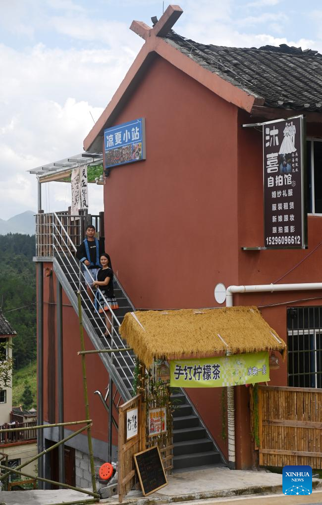 Baiku Yao People embrace new life at poverty-relief relocation site in Guangxi