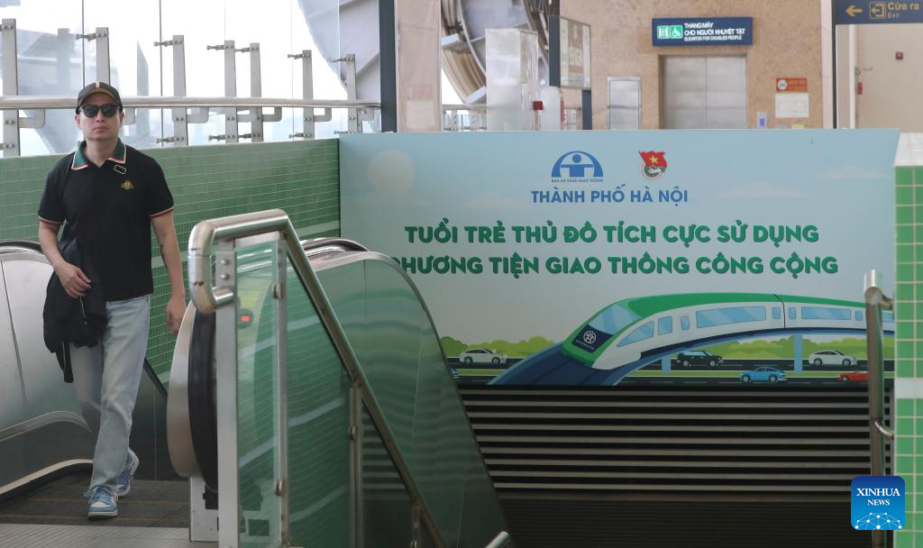 A look at China-built railway in Hanoi