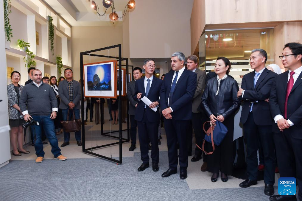 UN Tourism hosts photo exhibition on China's wildlife, promoting eco-tourism