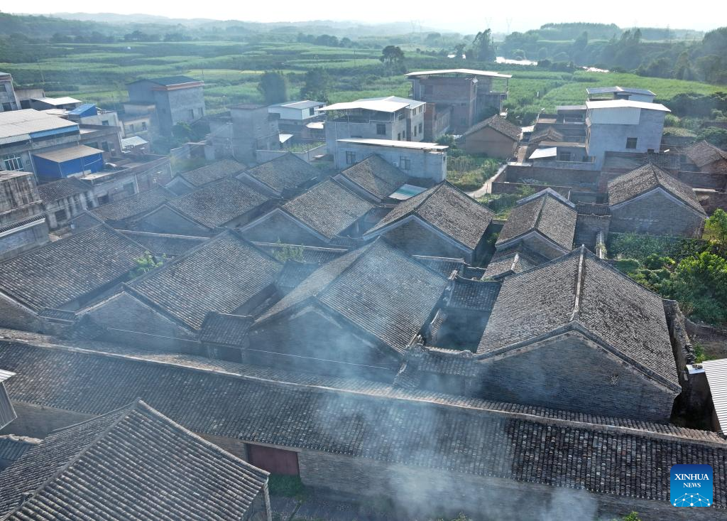 Traditional village in S China turns tourist attraction, hot spot for study tours