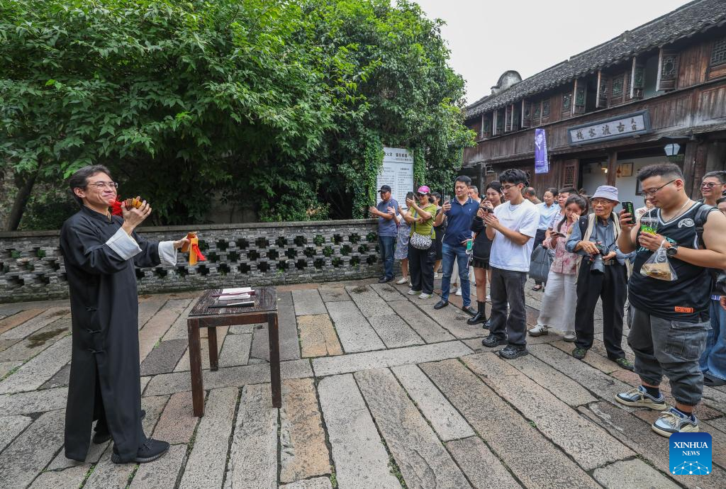 11th Wuzhen Theatre Festival kicks off with diversified performances, activities