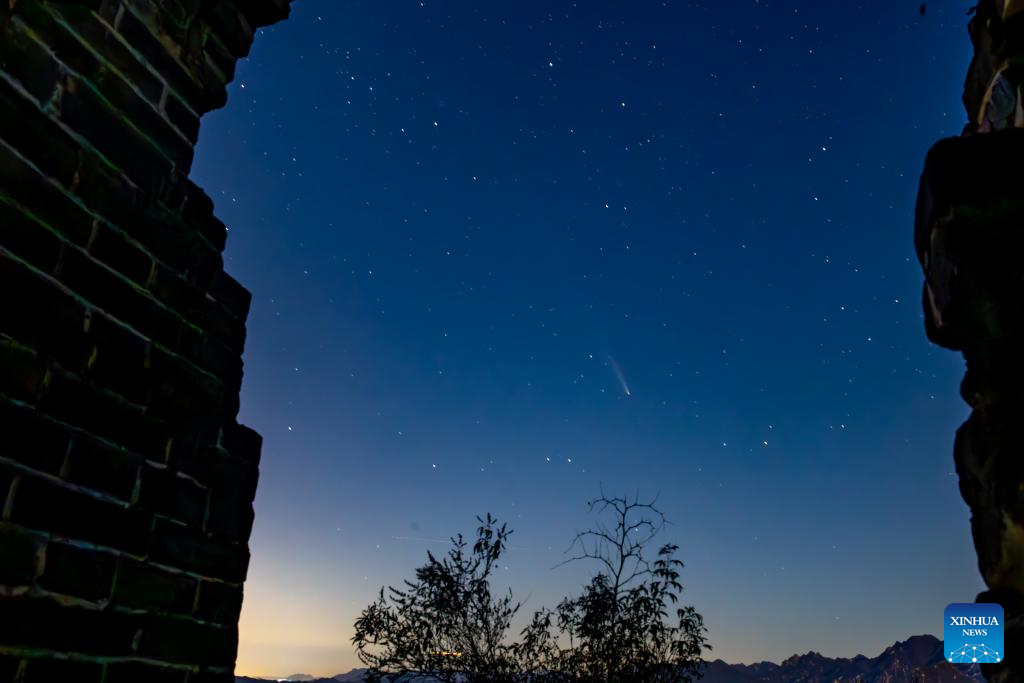 Comet C/2023 A3 seen above Great Wall in Beijing