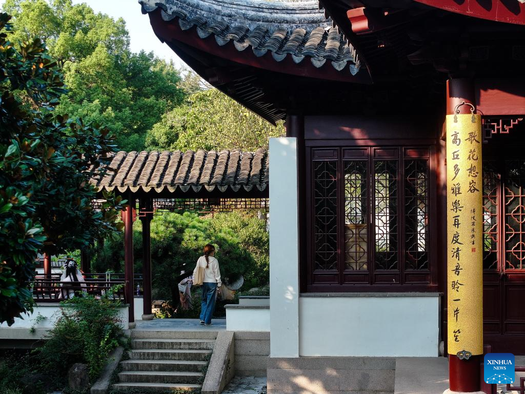 A glimpse of classical gardens in Suzhou, E China's Jiangsu