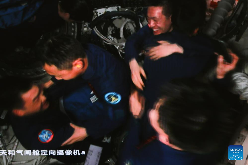 Shenzhou-19 astronauts enter space station