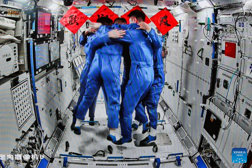 Shenzhou-19 astronauts enter space station