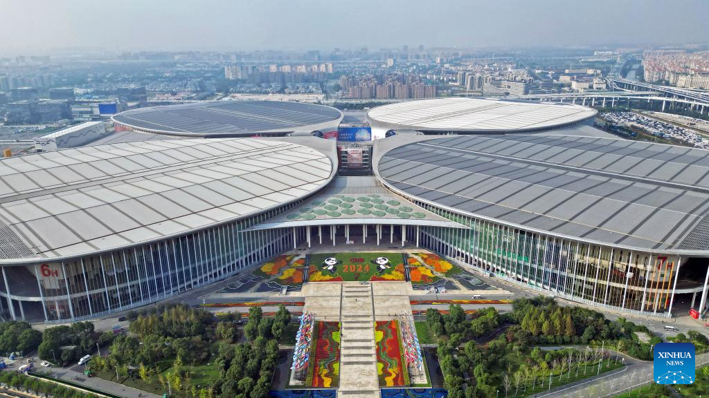 Main venue for 7th CIIE fully decorated