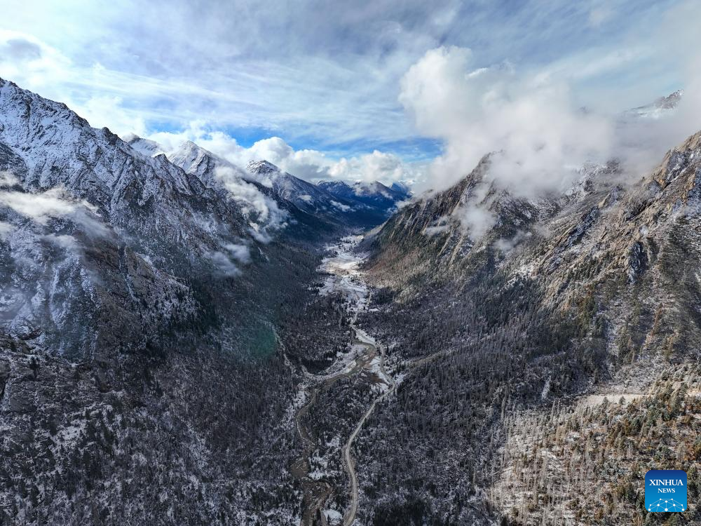 Scenery of Duopugou scenic spot in Sichuan, SW China