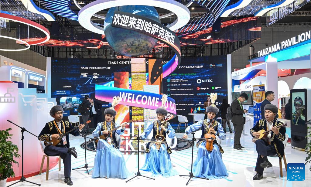 7th CIIE holds diverse cultural activities to promote people-to-people exchange