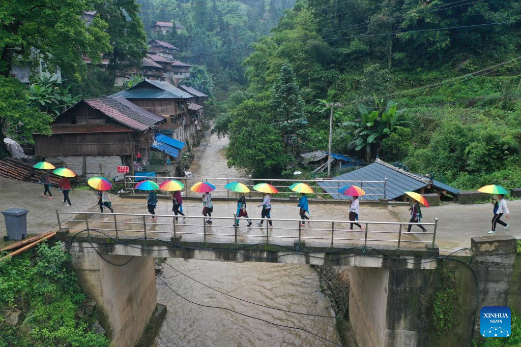 A glimpse of life in rainy days in Wuying Village, S China