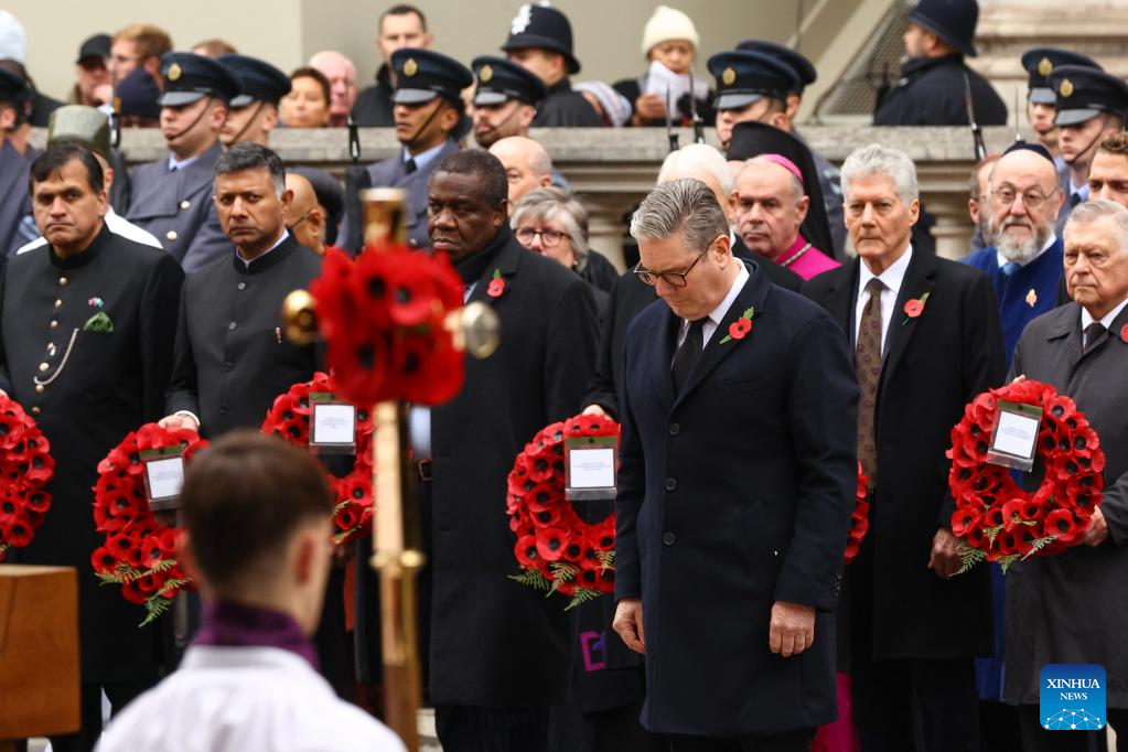 Britain holds Remembrance Sunday ceremony to mark 106th anniv. of end of WWI