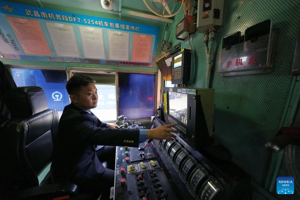 In pics: railway station of CRIntermodal in Wuhan, C China