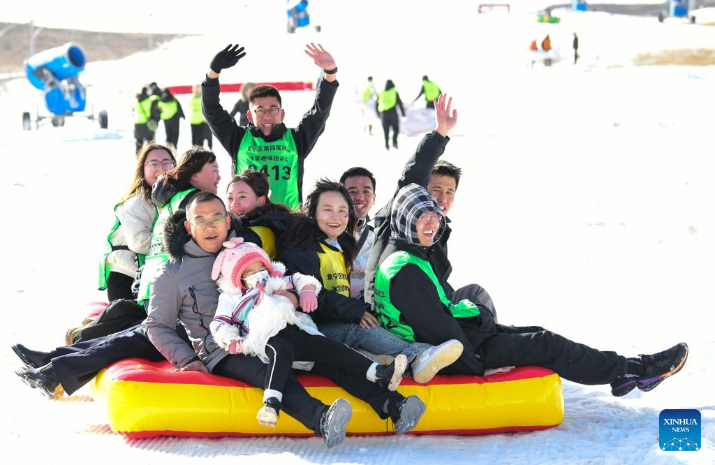 Tourism festival themed on ice and snow opens in China's Inner Mongolia