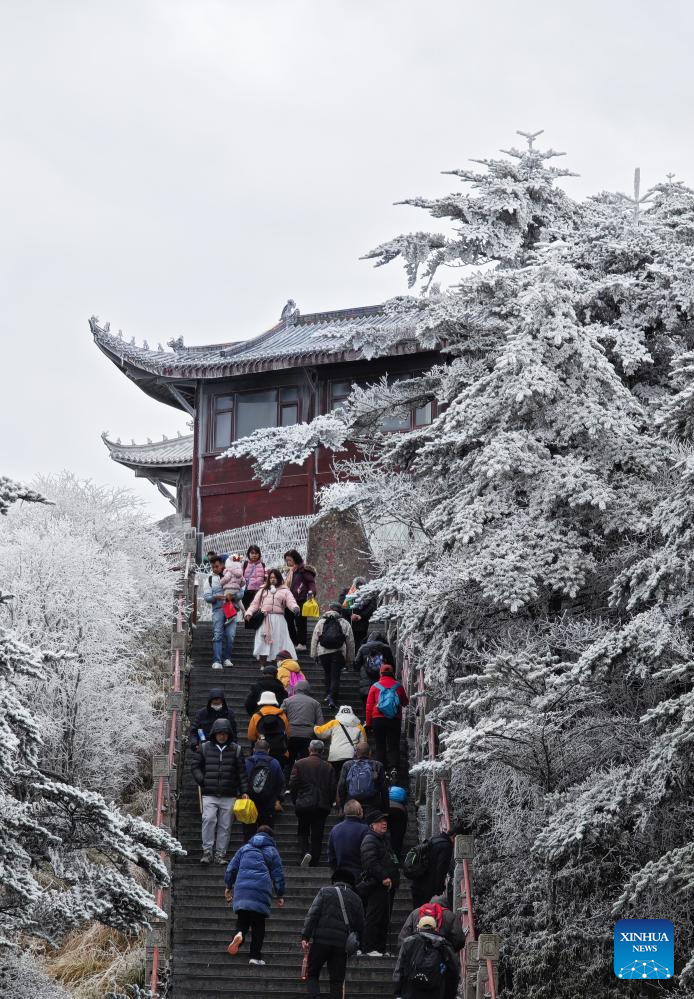 Snow scenery of Mount Emei in Sichuan, SW China