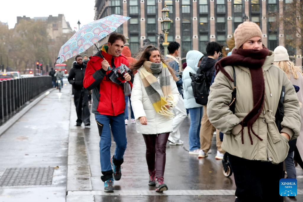 Storm Bert sweeps through UK, leaving 3 dead, hundreds of home flooded