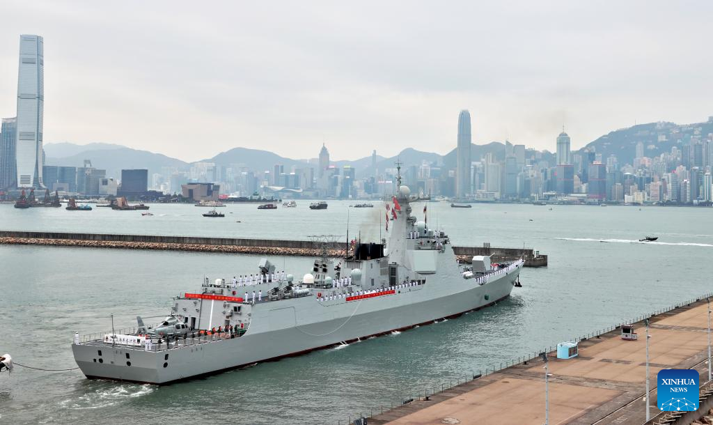 PLA Navy fleet visits Hong Kong